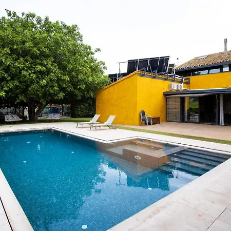 Masia Cal Sisplau: Vineyard Retreat With Pool Near Barcelona * San Martin Sarroca