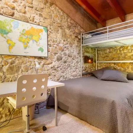 Masia Cal Sisplau: Vineyard Retreat With Pool Near Barcelona *