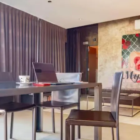 Masia Cal Sisplau: Vineyard Retreat With Pool Near Barcelona